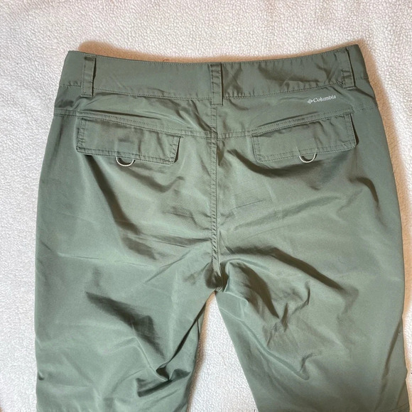Columbia Omni Shield Midrise Hiking Bermuda Length Cargo Shorts - Picture 7 of 13